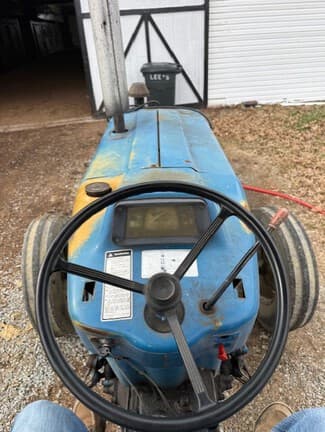 Image of Ford 4610 equipment image 4