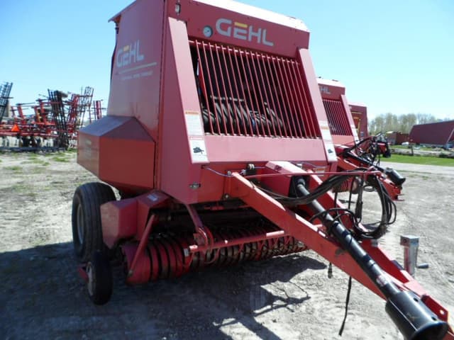 Image of Gehl 2580 equipment image 1