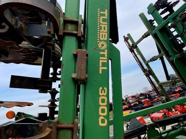 Image of Great Plains 3000TT equipment image 4