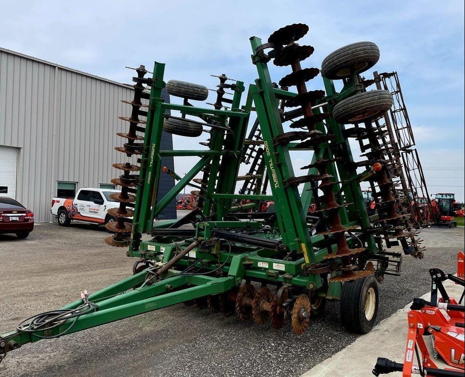 Great Plains 3000TT Equipment Image0