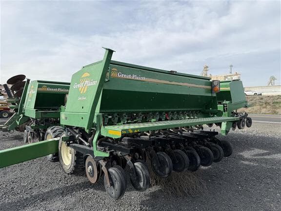 Image of Great Plains 3S-3000 equipment image 1