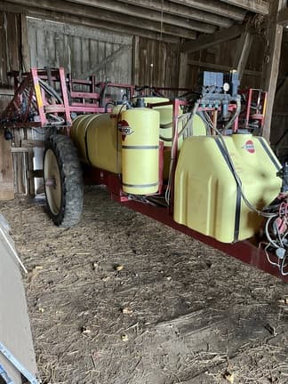 Image of Hardi NAV550M equipment image 1
