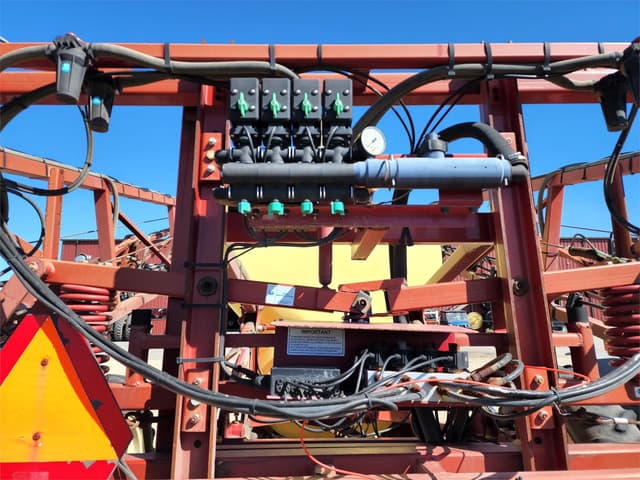 Image of Hardi NP1100 equipment image 2