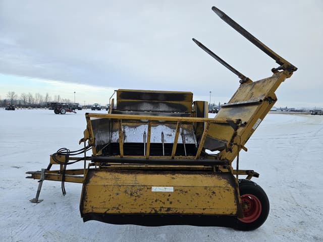 Image of Haybuster 256 Plus II equipment image 4