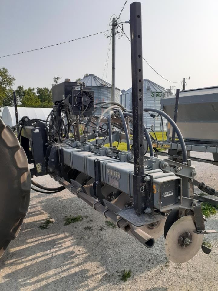 Hiniker 5800 Equipment Image0