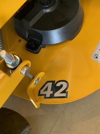 Image of Hustler Raptor X equipment image 3