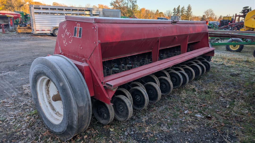 Image of International Harvester 5100 Image 1