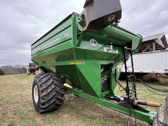 J&M 750-18 Equipment Image0