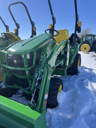 Image of John Deere 1023E equipment image 1