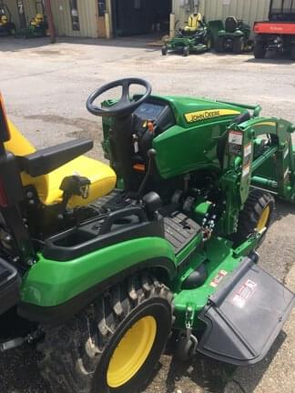 Image of John Deere 1025R equipment image 3