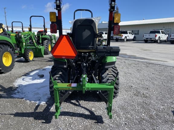 Image of John Deere 1025R equipment image 4