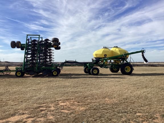 Image of John Deere 1890 equipment image 1