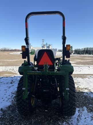 Image of John Deere 2038R equipment image 4