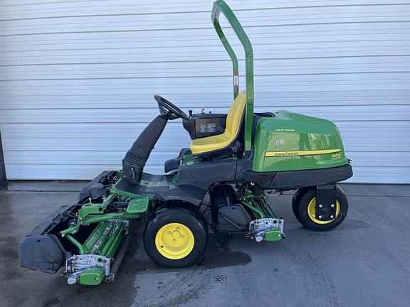 Image of John Deere 2500B Primary image