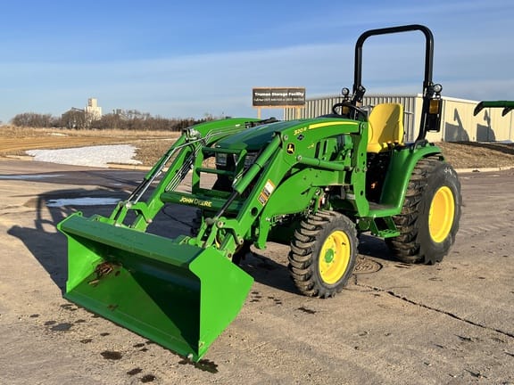 John Deere 3039R Equipment Image0