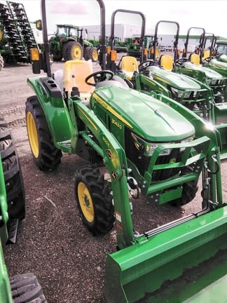 2023 John Deere 3043D Equipment Image0