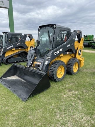 John Deere 318G Equipment Image0