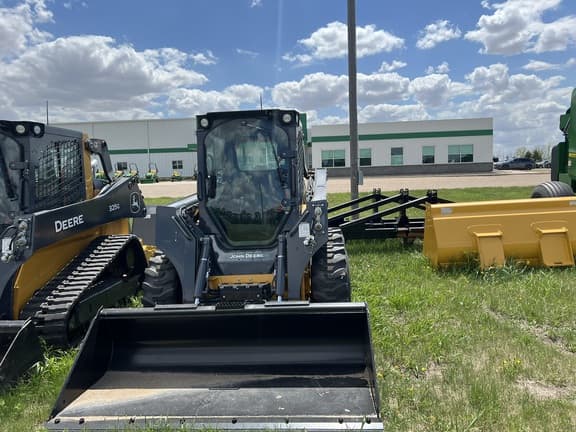 Image of John Deere 320G equipment image 3