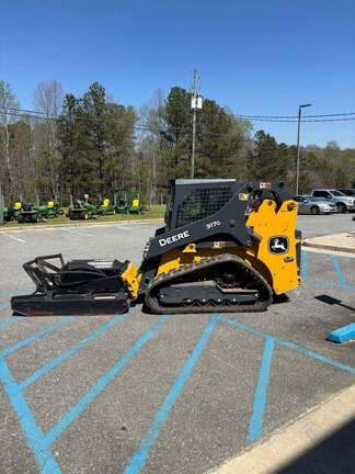Image of John Deere 325G equipment image 3