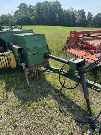 1989 John Deere 348 Equipment Image0