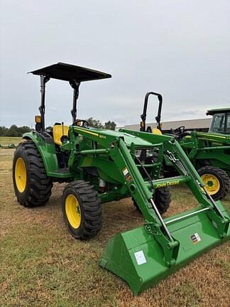 Image of John Deere 4044M equipment image 3