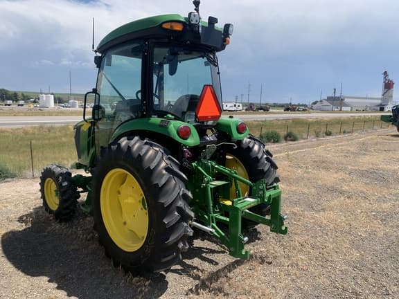Image of John Deere 4075R equipment image 4