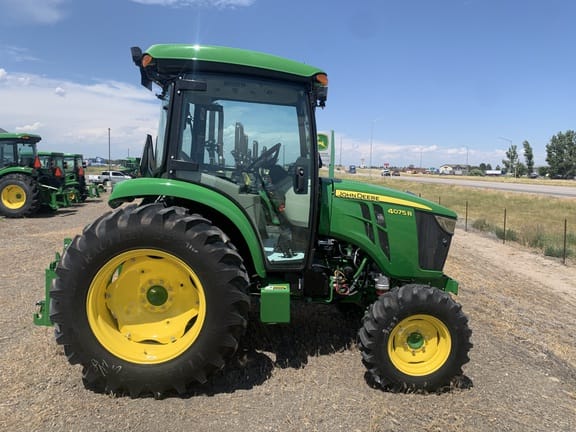 John Deere 4075R Equipment Image0