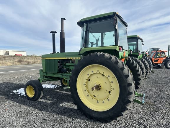 Image of John Deere 4430 equipment image 3