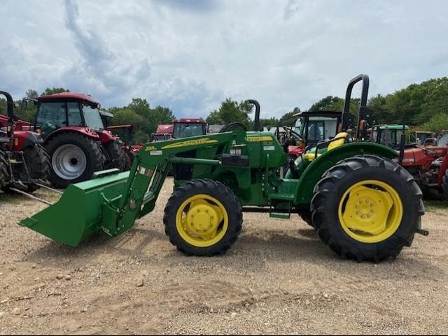 Image of John Deere 5055E Primary image