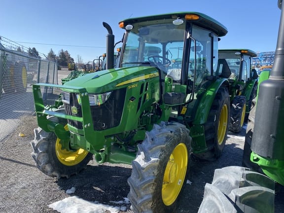 John Deere 5060E Equipment Image0