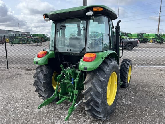 Image of John Deere 5067E equipment image 2