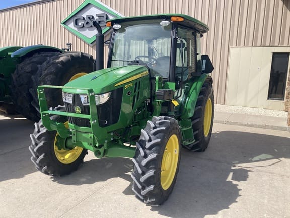 2023 John Deere 5075E Equipment Image0