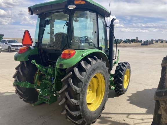 Image of John Deere 5075E equipment image 3