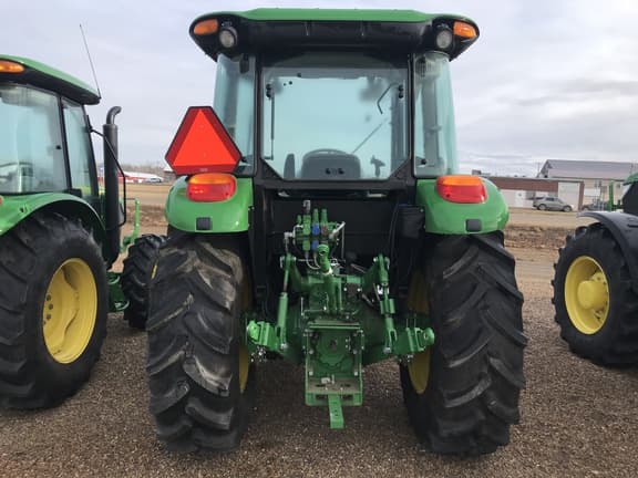 Image of John Deere 5100E equipment image 3
