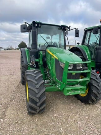 2025 John Deere 5105M Equipment Image0