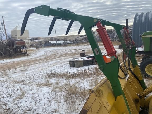 Image of John Deere 544B equipment image 3