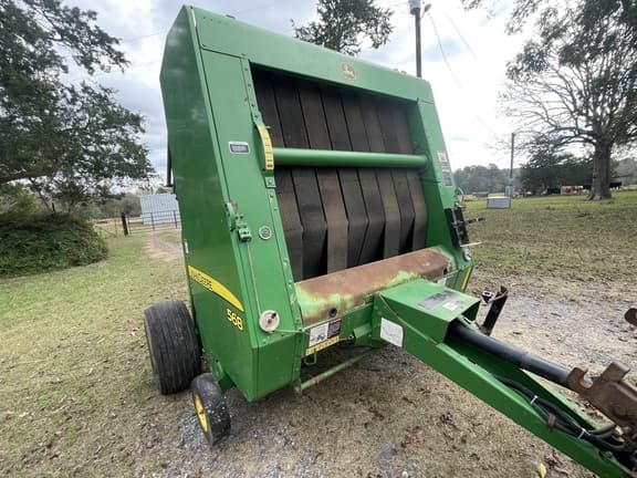 Image of John Deere 568 equipment image 3