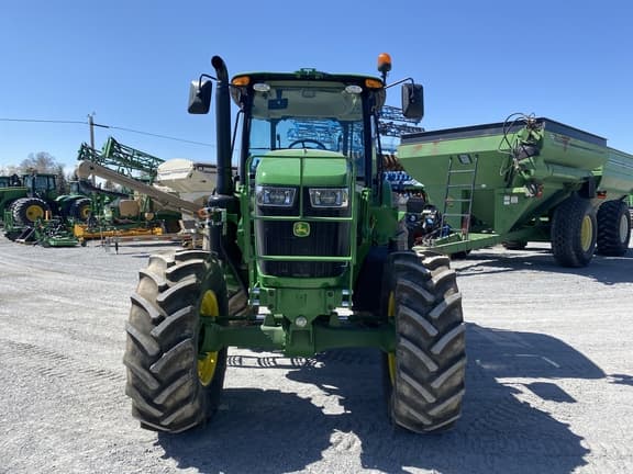 Image of John Deere 6105E equipment image 4