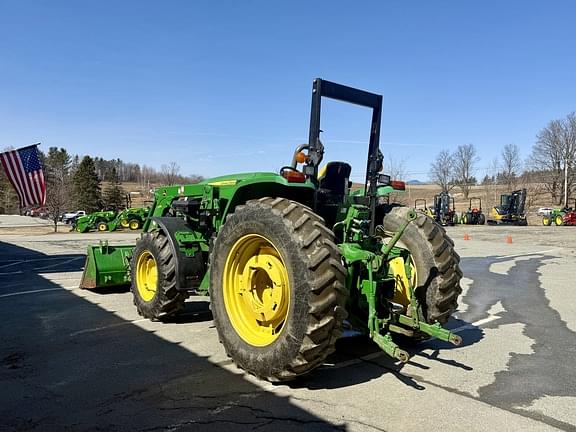 Image of John Deere 6115D equipment image 4