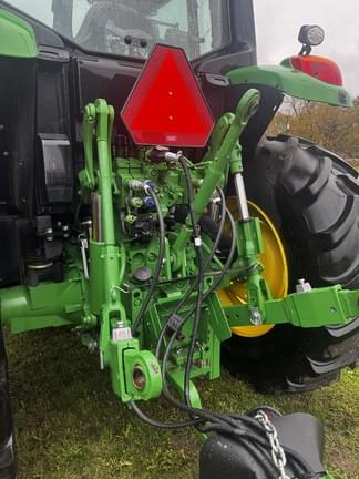Image of John Deere 6130M equipment image 4