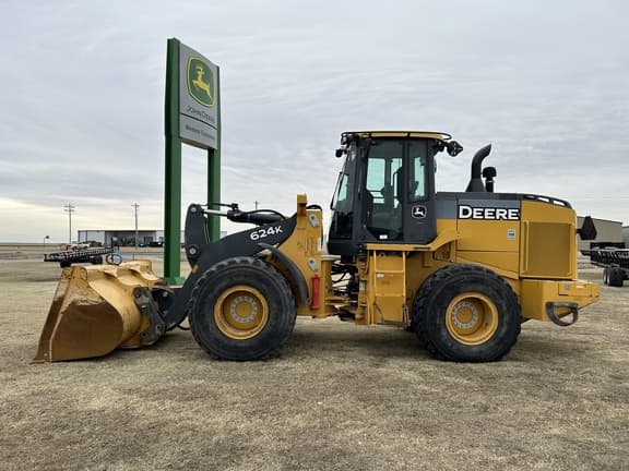 Image of John Deere 624K equipment image 1