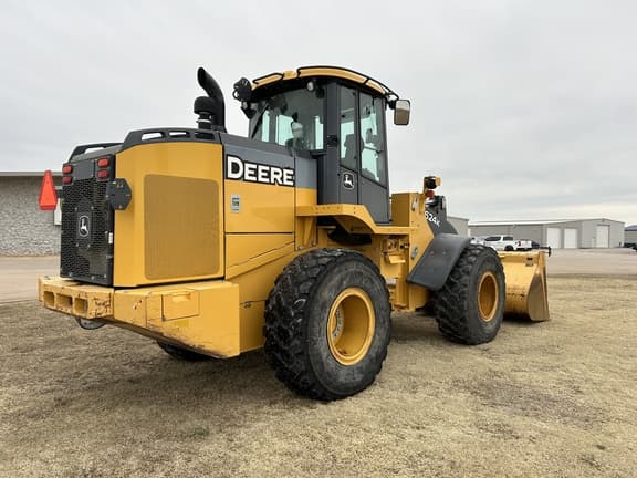 Image of John Deere 624K equipment image 4