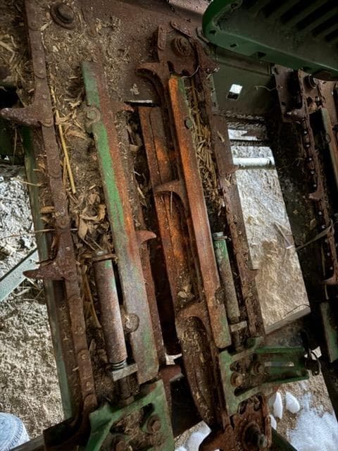 Image of John Deere 693 equipment image 1