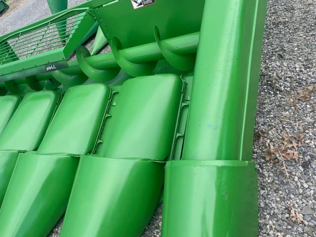 Image of John Deere 693 equipment image 1