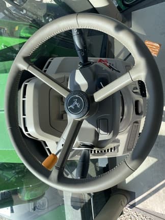 Image of John Deere 6R 145 equipment image 3