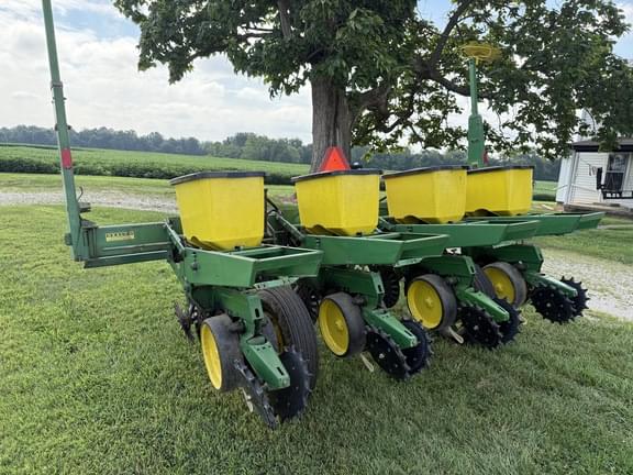 Image of John Deere 7000 equipment image 4