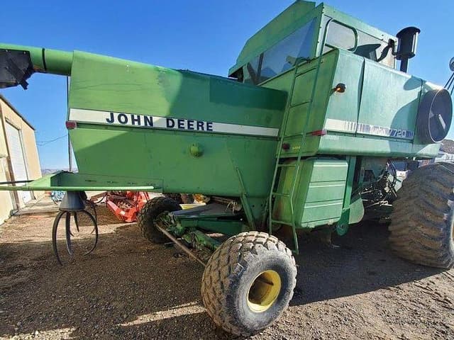 Image of John Deere Turbo 7720 equipment image 2