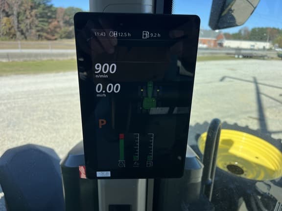 Image of John Deere 8R 250 equipment image 2