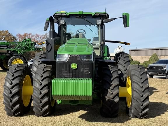 Image of John Deere 8R 410 equipment image 2