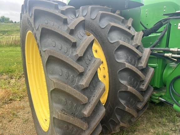 Image of John Deere 9230 equipment image 3